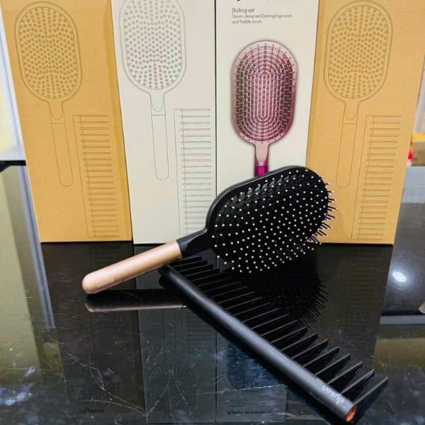 Set lược gỡ rối và lược bàn chải mái chèo Dyson - 4 màu