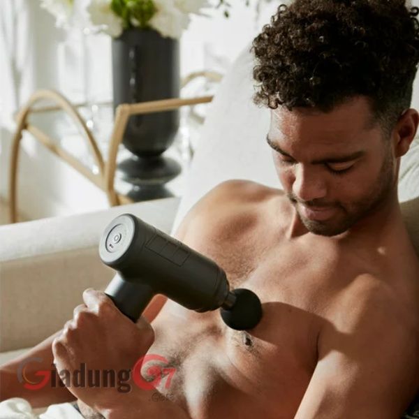 Máy massage gun thư giãn cơ Homedics HHP-680 có thể chạy với tốc độ 3200 xung mỗi phút