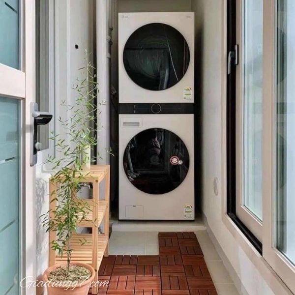 Tháp giặt sấy LG WashTower WT1410NHE Kích thước nhỏ gọn với bảng điều khiển trung tâm dễ tiếp cận.