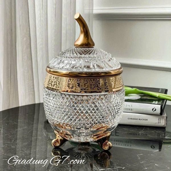 Thố pha lê quả táo Romantic Diamond Ales Zverina 25.5cm 3 chân hoa văn khắc hoàn bằng tay