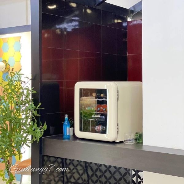 Tủ lạnh HCK 48L Bộ điều chỉnh nhiệt độ từ 4 đến 22 độ C