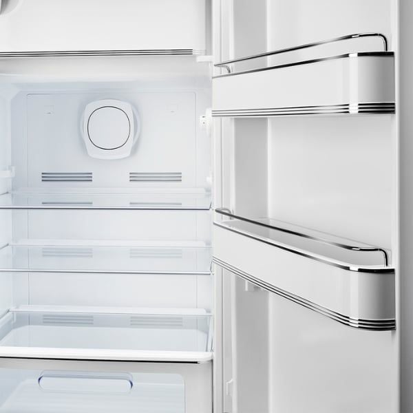 Tủ lạnh Smeg FAB28RPB5 535.14.618 Hệ thống đèn LED chiếu sáng – Tiết kiệm năng lượng và bền bỉ