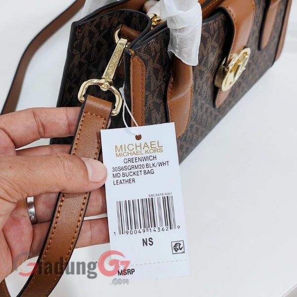 Hình ảnh của Túi xách Michael Kors Gabby Small Logo Satchel