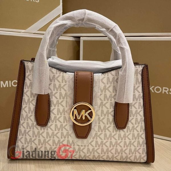 Hình ảnh của Túi xách Michael Kors Gabby Small Logo Satchel