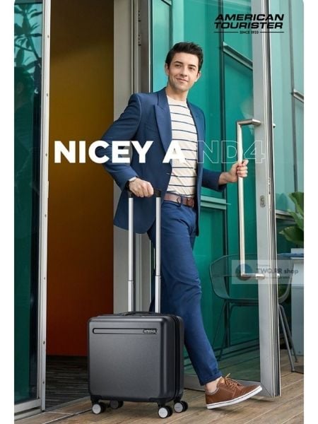 Vali American Tourister 18inch Tích hợp khóa TSA bảo vệ đồ an toàn tuyệt đối.