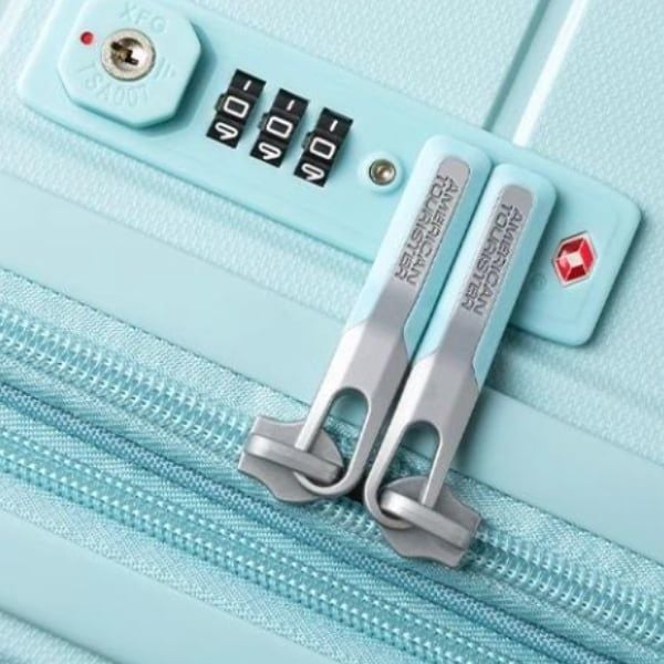 Vali American Tourister Sayyes có Khóa kết hợp TSA
