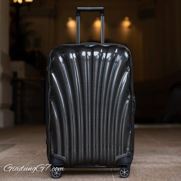 Vali Samsonite C-Lite size 28 màu đen - Thiết kế tinh xảo tạo nên sự tự tin