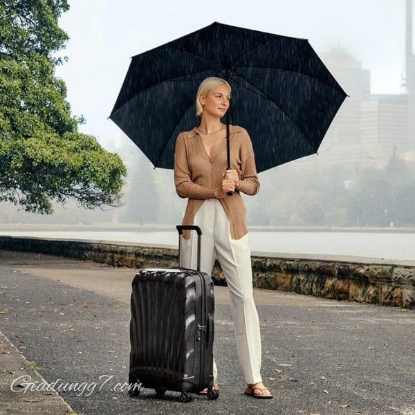 Những công nghệ tiên tiến nhất và thiết kế độc đáo đã biến Vali Samsonite C-Lite trở thành chiếc vali mang tính biểu tượng của thương hiệu Samsonite