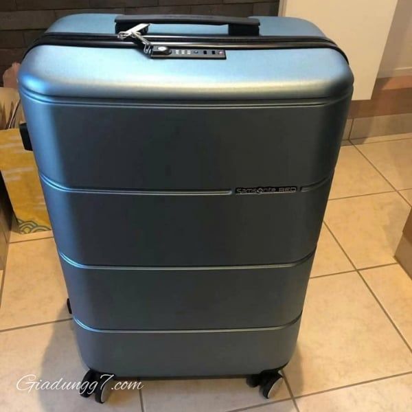 Vali Samsonite Intech Chất liệu polycarbonate cao cấp – bền bỉ, nhẹ và chống va đập