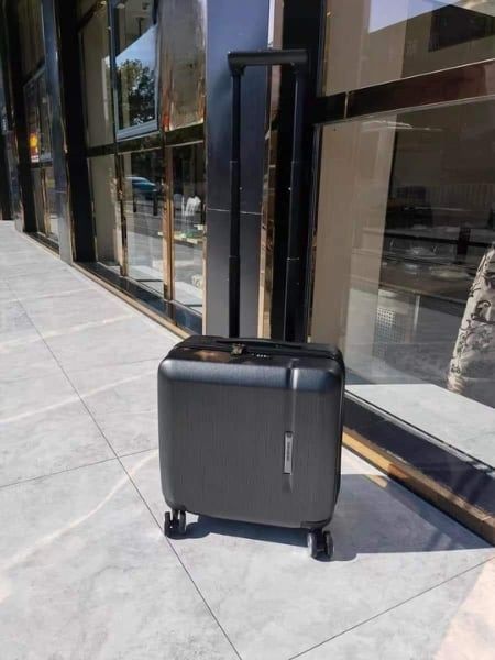 Vali Samsonite Novaire size 18inch Với bộ bánh xe xoay 360 độ