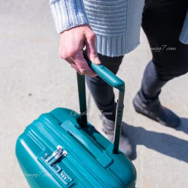 Vali Samsonite Outline Pro Thiết kế tiện lợi, dễ sử dụng