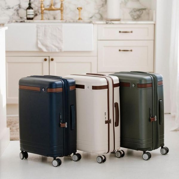 Vali Samsonite Virtuosa Lớp lót bên trong được làm từ Recyclex