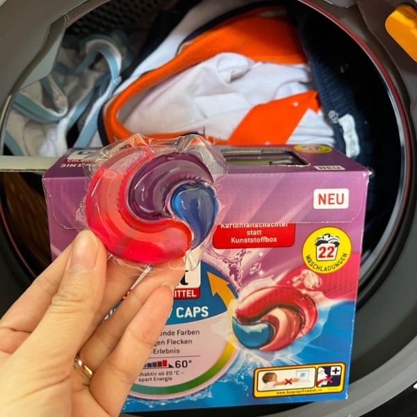 Viên giặt xả Denkmit Aktiv Caps hộp 22 viên 3in1