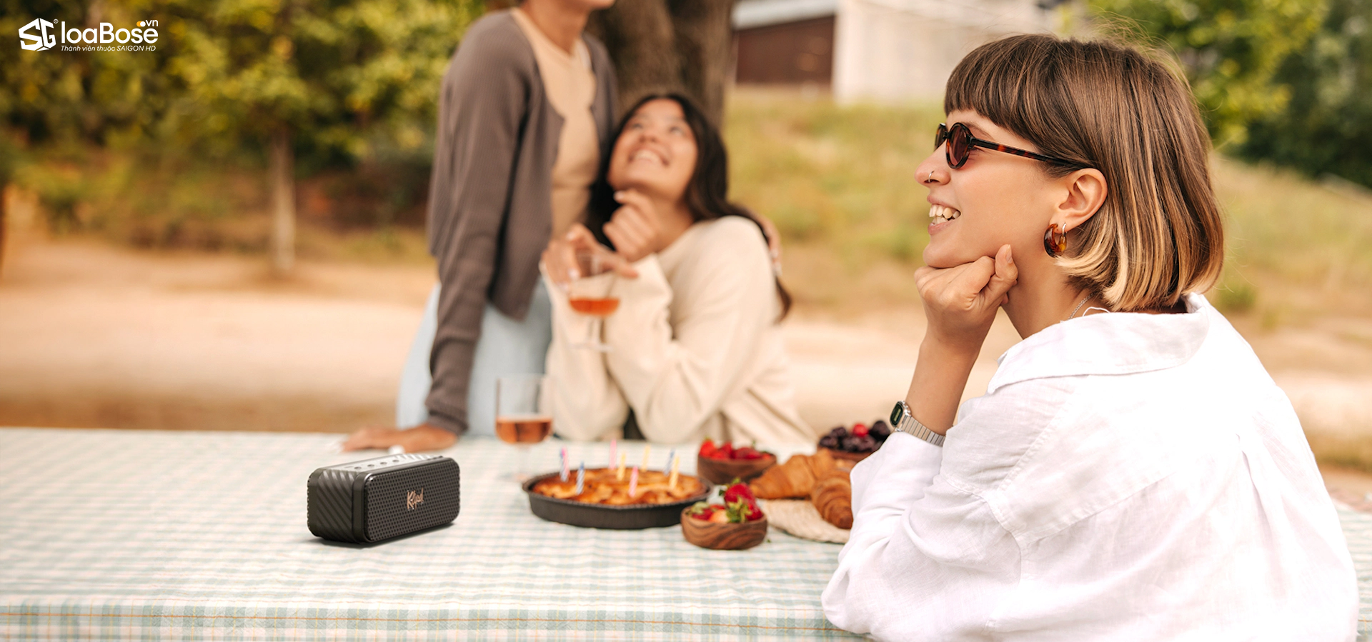 Loa Bluetooth di động Klipsch Nashville - Loa chống nước đáng mua để đi du lịch, picnic, trekking ...