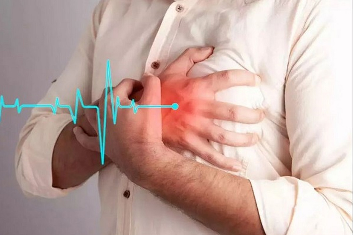 Người mắc bệnh tim thường xuất hiện triệu chứng khó thở kể cả khi không hoặc phải gắng sức