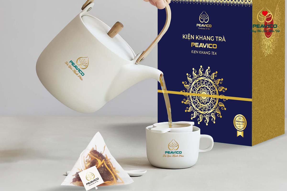 cách pha trà giúp loại bỏ kim loại nặng trong nước