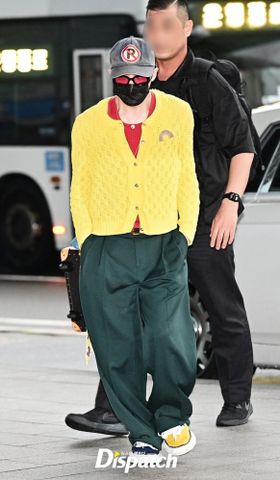 SOI SIÊU XE ĐÓN G-DRAGON TẠI SÂN BAY NỘI BÀI, LÀ ROLLS-ROYCE PHANTOM, GIÁ KHOẢNG 60 TỶ!