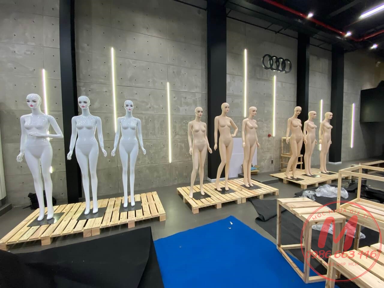 Dịch vụ cho thuê manocanh số lượng lớn tại sự kiện Audi Ho Chi Minh City