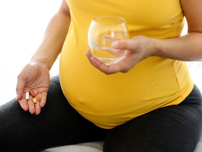 Thời gian uống sắt, canxi và DHA cho bà bầu giúp hấp thụ tốt nhất