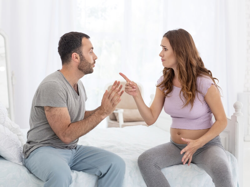 Bà bầu dễ cáu gắt do thiếu sẳt
