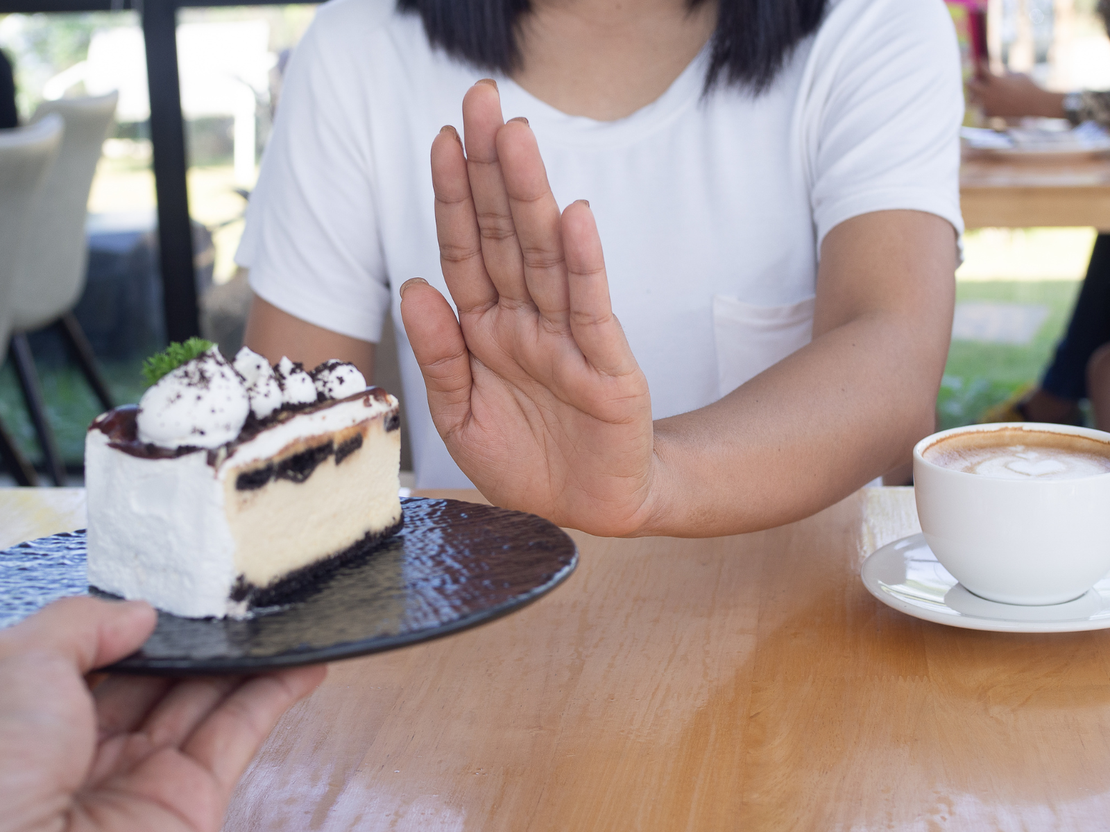 10 Lợi Ích Khi Chúng Ta “Ngừng Ăn Đường” - Lời Khuyên Từ Bác Sĩ Hải