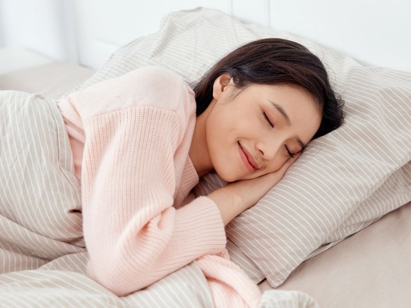 Triệu chứng bốc hỏa ở phụ nữ: Hiểu đúng để khắc phục tốt – Bác sĩ Hải