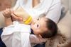 Nên chọn loại nước rửa bình sữa nào an toàn cho bé?