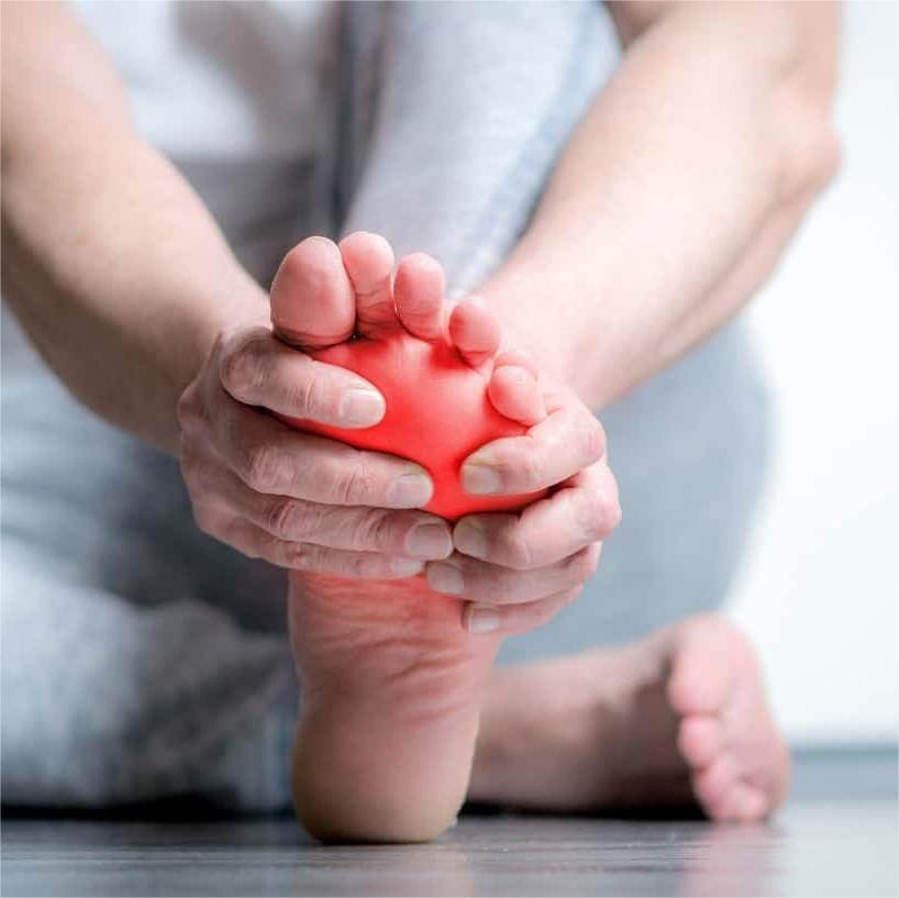 ĐAU BÀN CHÂN KHI CHẠY: NGUYÊN NHÂN VÀ GIẢI PHÁP ĐỂ CHINH PHỤC ĐƯỜNG CHẠY