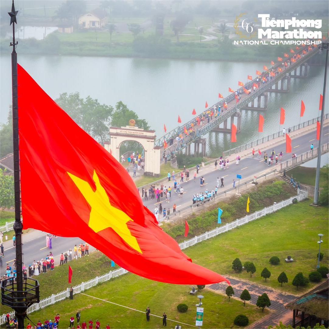 LỄ THƯỢNG CỜ TẠI KHU DI TÍCH QUỐC GIA ĐẶC BIỆT ĐÔI BỜ HIỀN LƯƠNG - BẾN HẢI