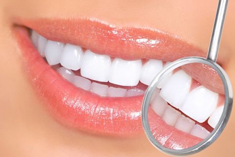 Cách Làm Răng Sứ Không Bị Hôi Miệng Hay Viêm Lợi