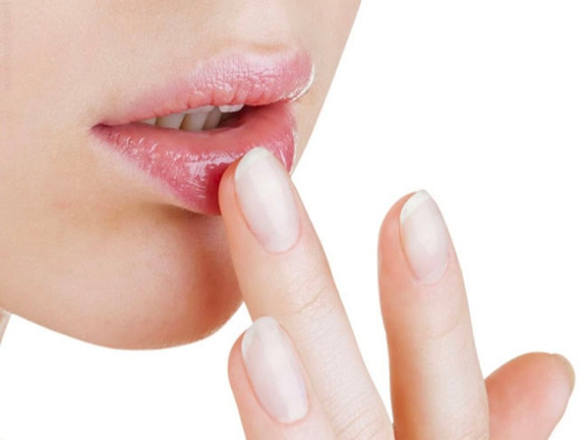 Đâu là loại kem dưỡng môi tốt nhất?