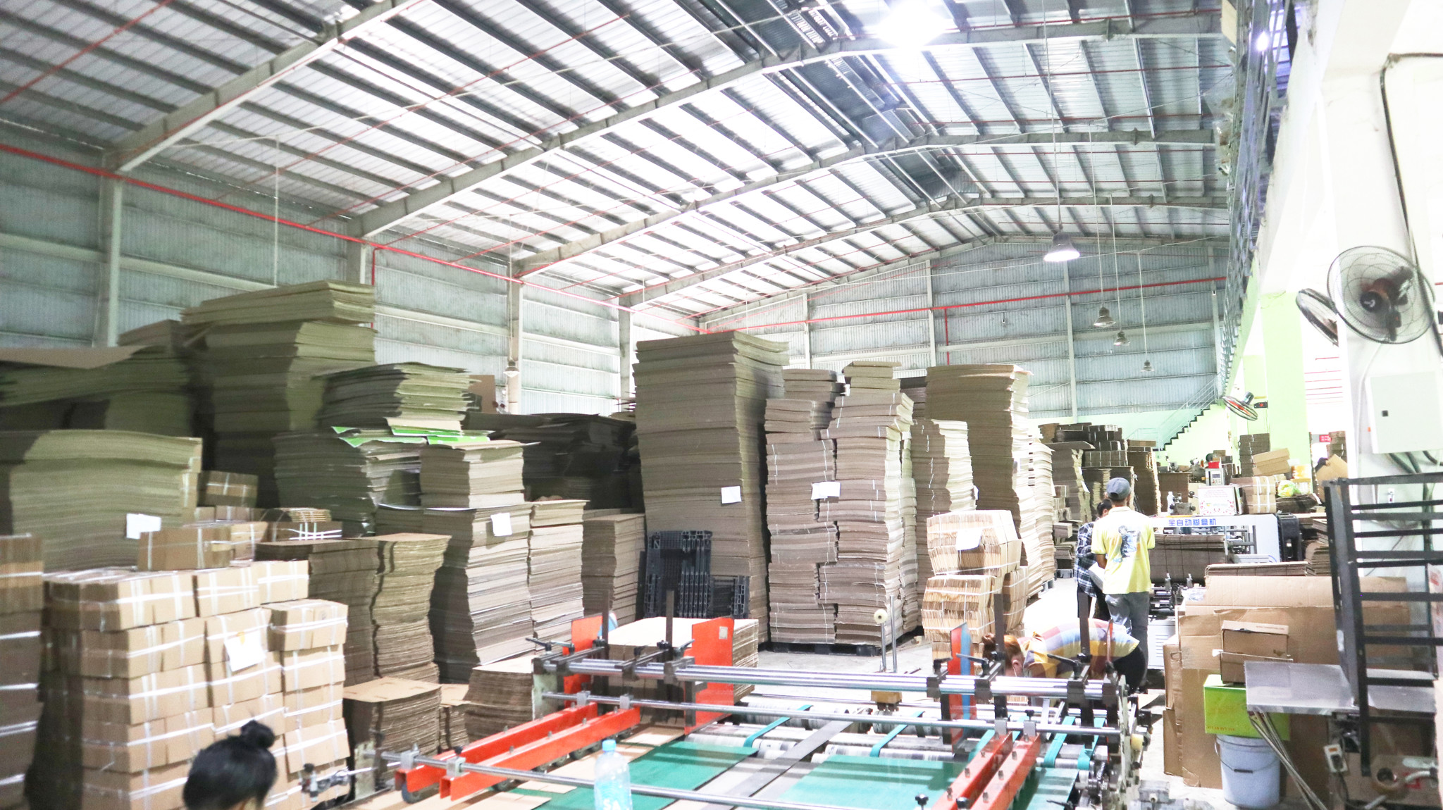 Mách bạn địa chỉ sản xuất thùng carton tại TPHCM