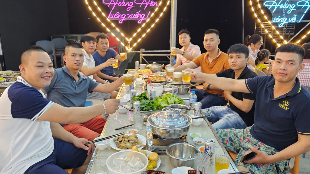 Buổi tiệc thân mật