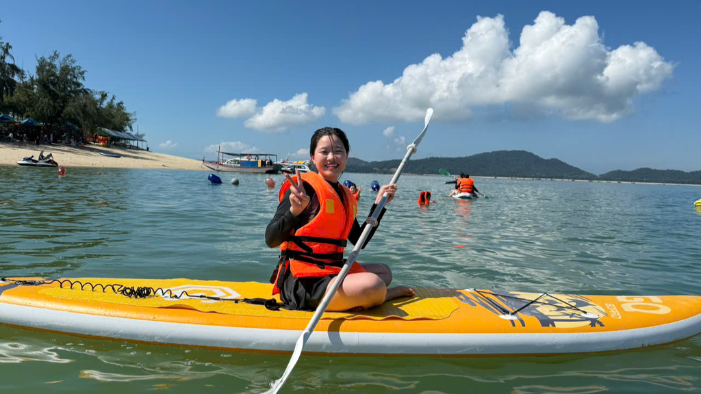 Các hoạt động trên biển