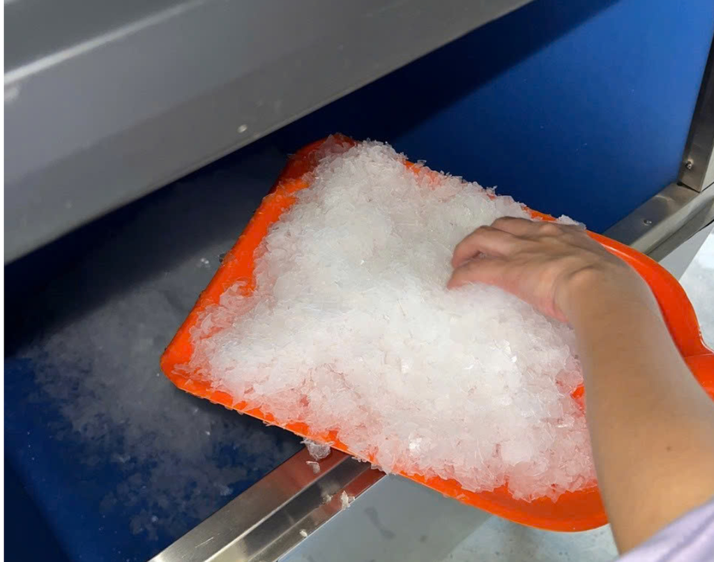 Thành phẩm đá vảy từ máy làm đá vảy