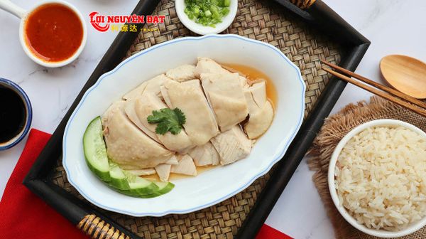 Cơm gà - món ăn đưa khách đến đảo Hải Nam