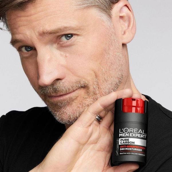 Kem dưỡng ẩm ngăn dầu, ngừa mụn cho nam L’Oreal Men Pure Carbon