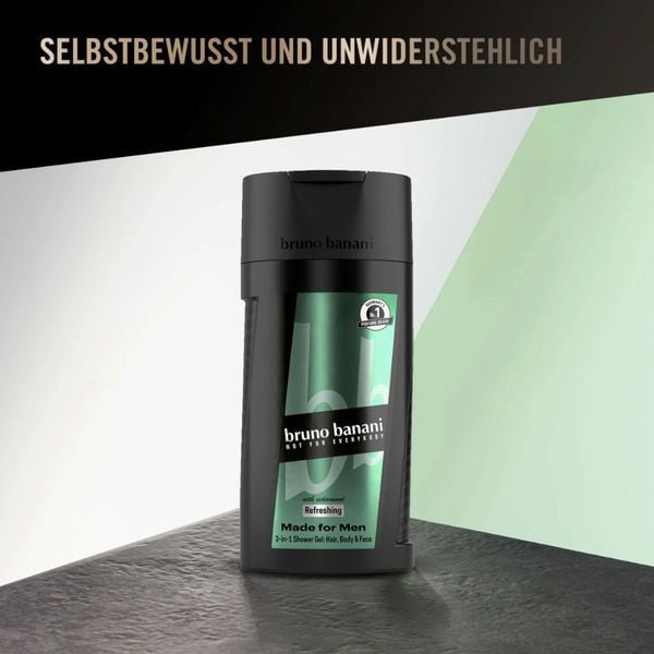 Sữa tắm gội dành cho nam Bruno Banani Cedarwood
