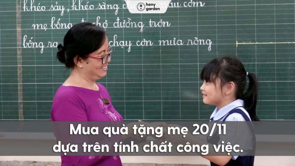 Mua gì tặng mẹ 20/11