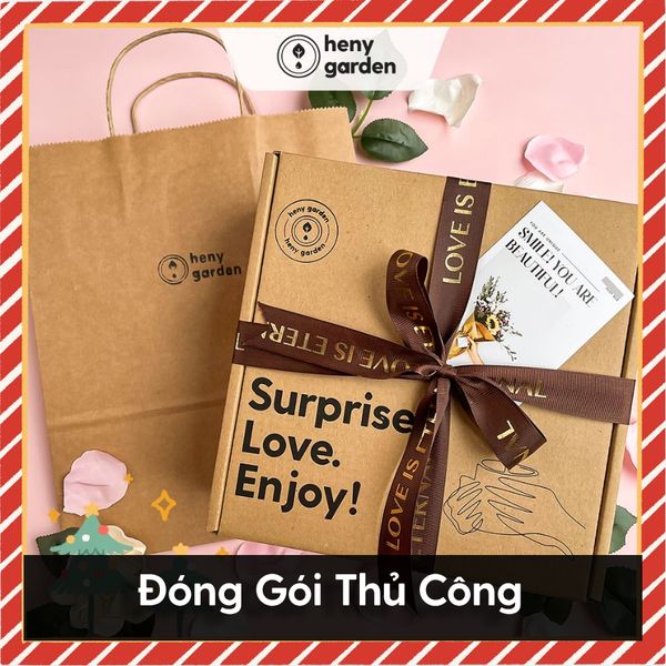 đóng gói thủ công quà noel cho người yêu nữ