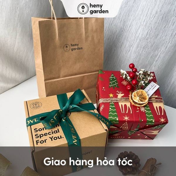 Giao hàng hỏa tốc khi mua quà noel cho người yêu ở xa