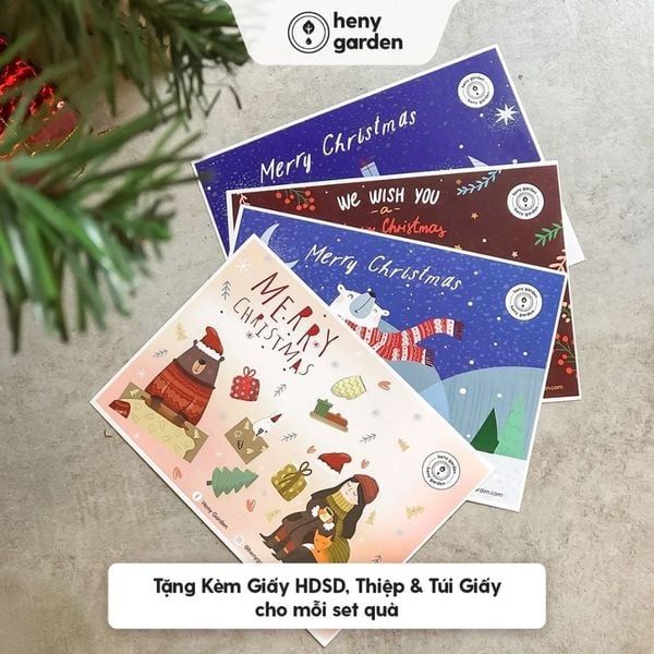 Viết thiệp khi mua quà noel cho người yêu ở xa