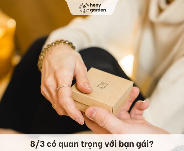 Quà 8/3 cho bạn gái