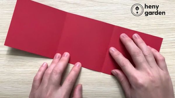 Bước 1 cách làm thiệp 20 tháng 10 đơn giản, đẹp