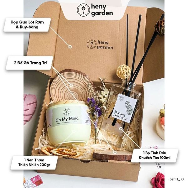 Set quà tặng nến thơm Into You kèm thiệp 20 tháng 10