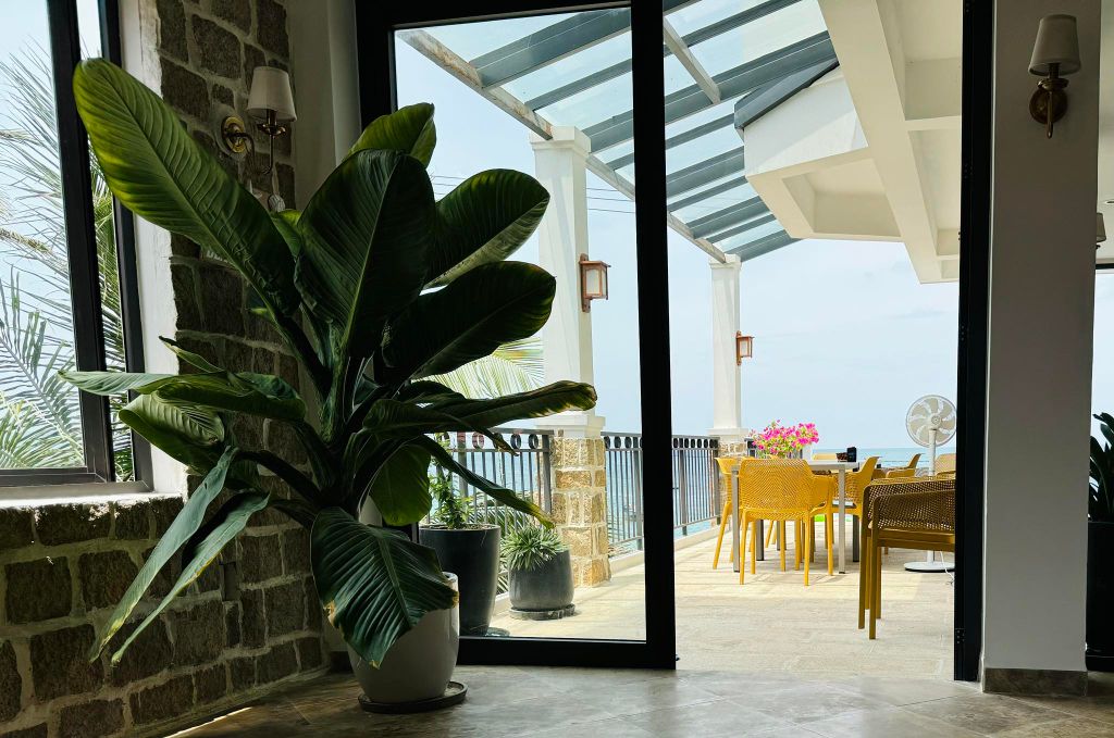 𝑵𝒊𝒏𝒉 𝑯𝒂̉𝒊, 𝑻𝒉𝒊̣ 𝒙𝒂̃ 𝑵𝒊𝒏𝒉 𝑯𝒐̀𝒂, 𝑲𝒉𝒂́𝒏𝒉 𝑯𝒐̀𝒂