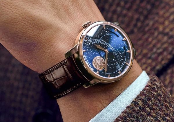 Khám Phá Những Điều Thú Vị Về Chức Năng Moonphase Trên Đồng Hồ