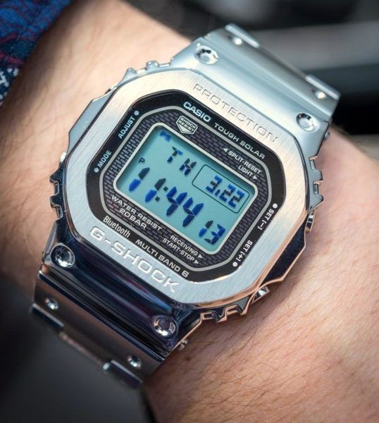 dong-ho-day-kim-loai-casio-g-shock