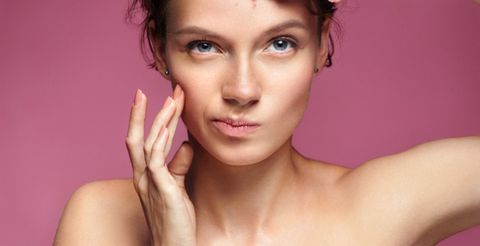 5 bước để chăm sóc da mụn bọc không gây tổn thương và làm dịu da