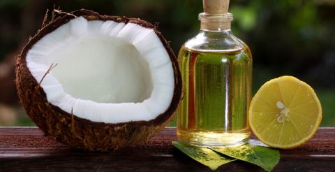 Top 5 cách dưỡng da bằng dầu dừa đơn giản mà hiệu quả